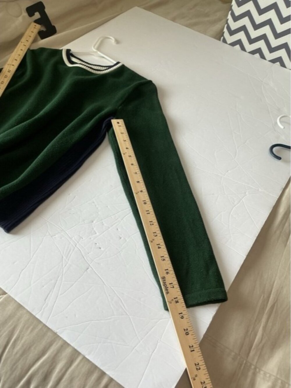 Vintage Y2K Green & Navy Crewneck Sweater with Contrast ribbed Side Panels - Picture 6 of 13
